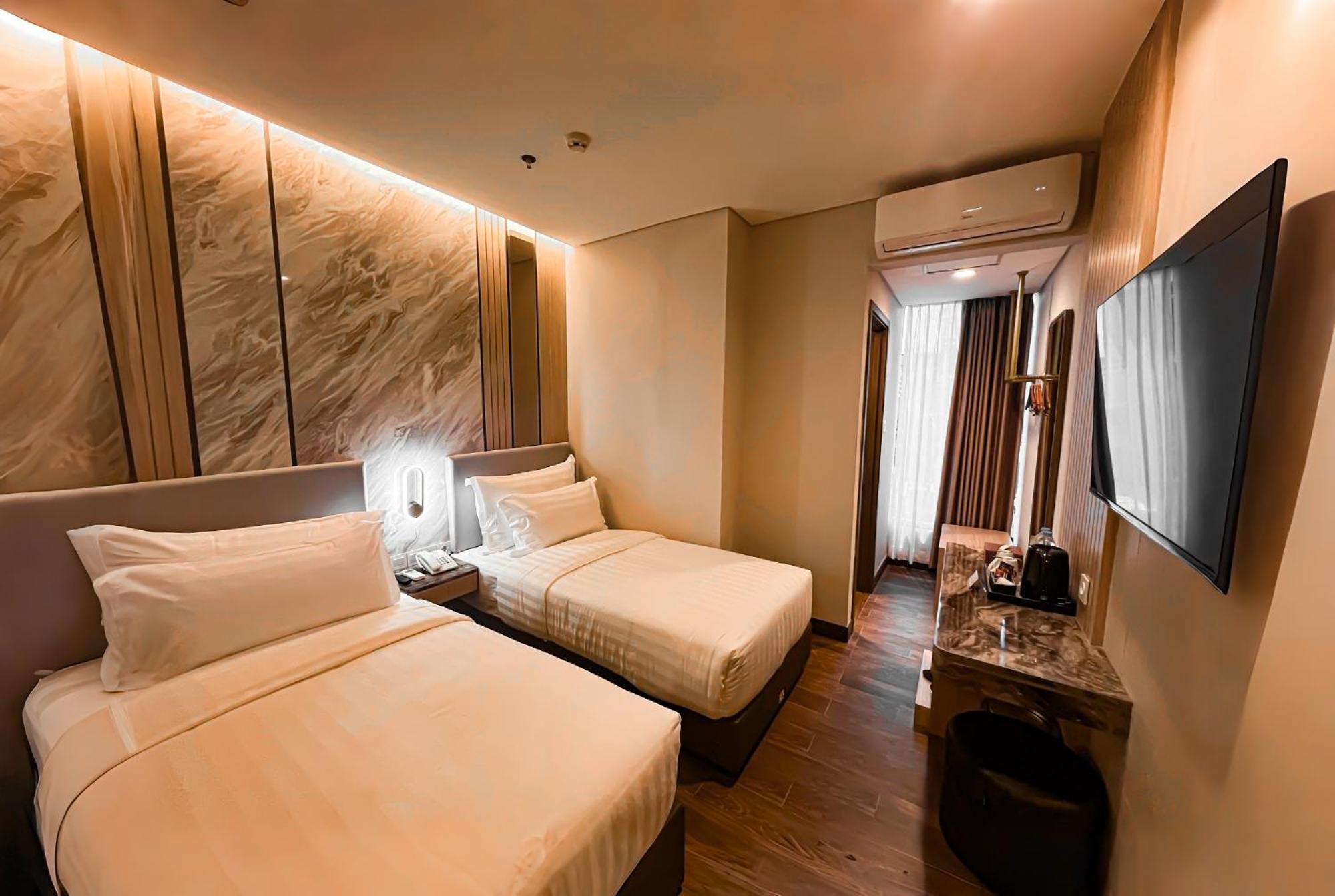 D'Primahotel Pik Джакарта Экстерьер фото